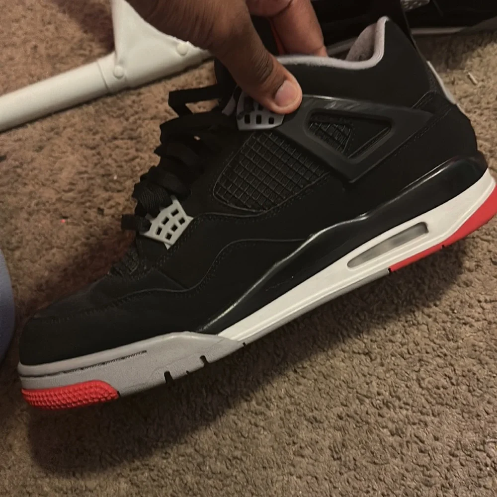 Sneaker - Picture 3 of 9